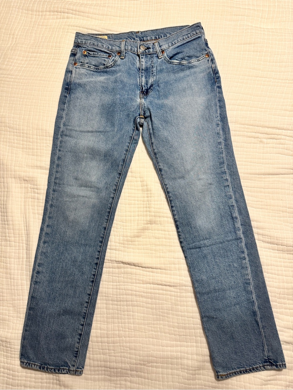 Classic Men's 511 Levi’s Premium Denim Jeans in a Light Blue Slim Fit